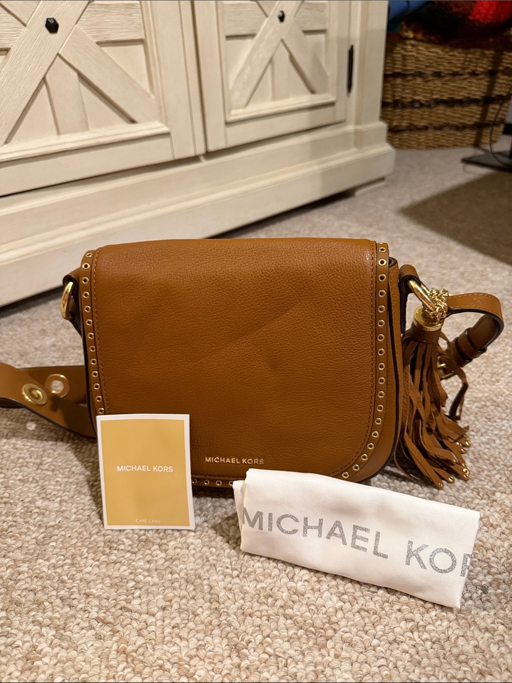 Michael Michael Kors Brooklyn medium saddle bag NWT with Original dust bag